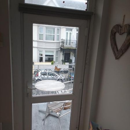 Esplanade Seaside View Apartment Porthcawl Exterior photo