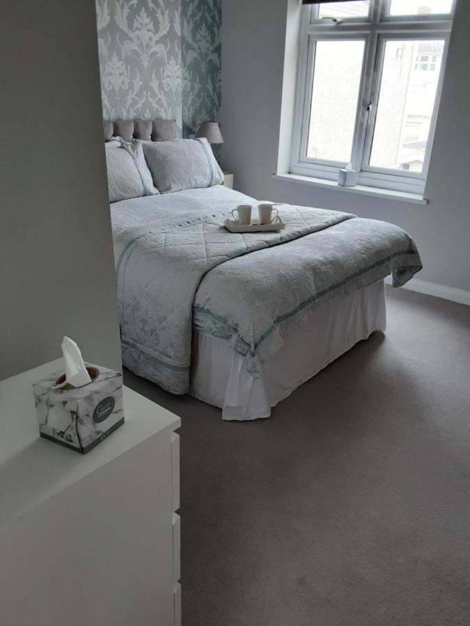 Esplanade Seaside View Apartment Porthcawl Exterior photo