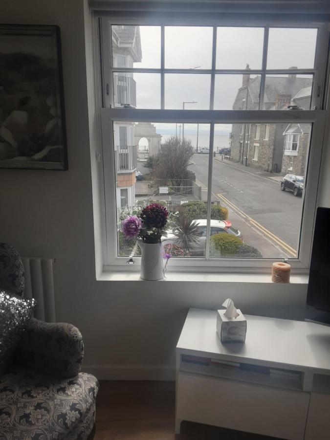 Esplanade Seaside View Apartment Porthcawl Exterior photo